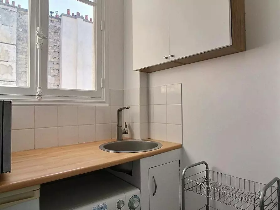 Immagine 7 di Appartamento in affitto  in Rue Quincampoix a Paris