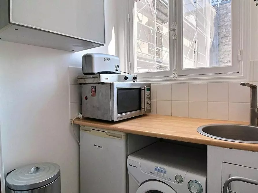 Immagine 6 di Appartamento in affitto  in Rue Quincampoix a Paris