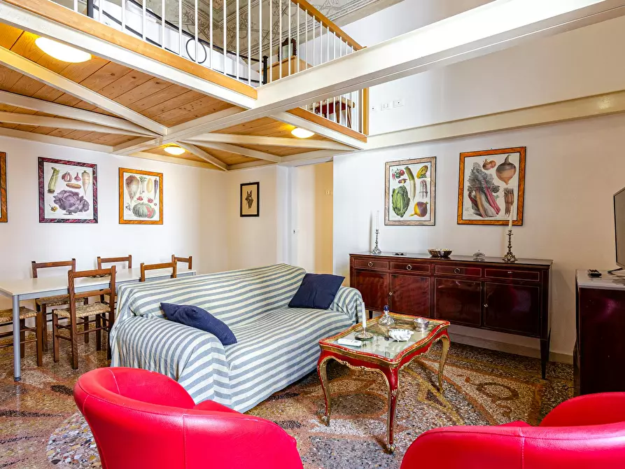 Immagine 4 di Appartamento in affitto  in Via Altabella a Bologna