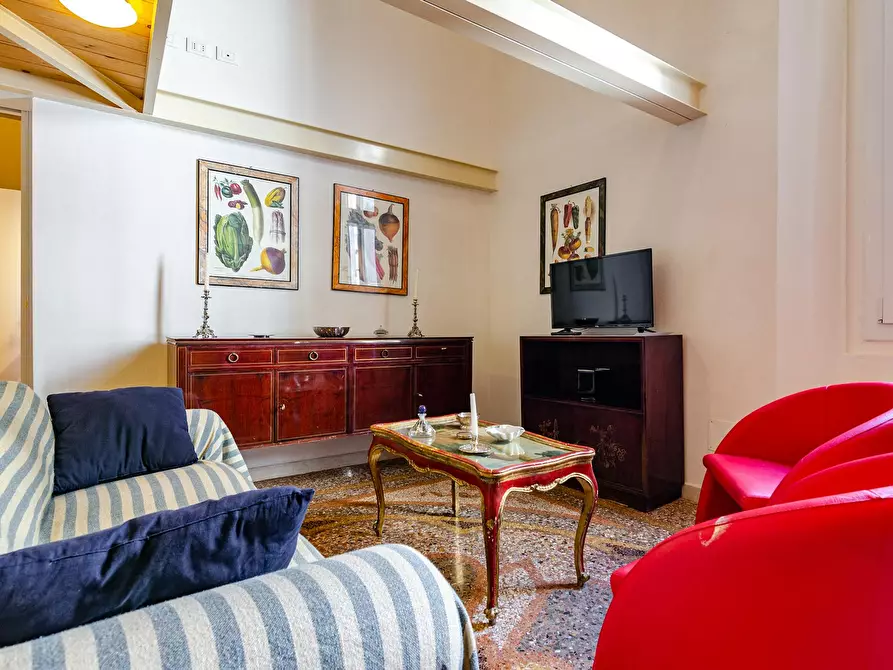 Immagine 6 di Appartamento in affitto  in Via Altabella a Bologna