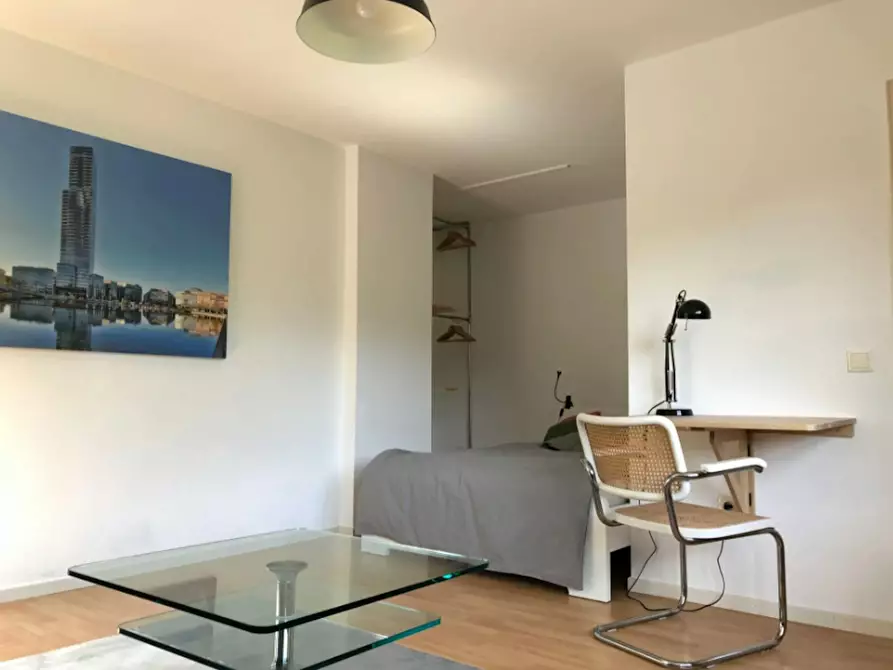Immagine 6 di Appartamento in affitto  in Roonstraße a Köln
