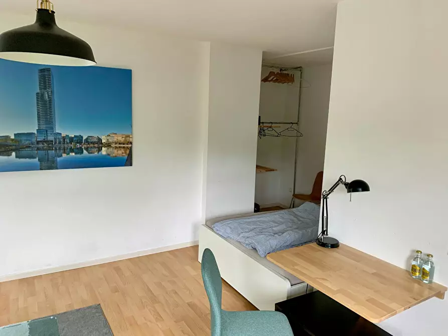Immagine 5 di Appartamento in affitto  in Roonstraße a Köln