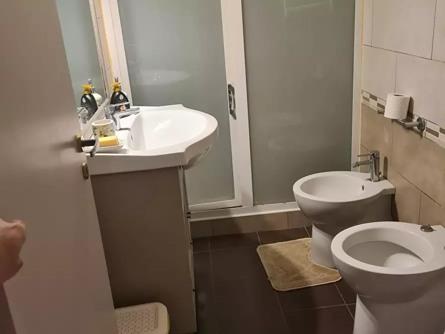 Immagine 7 di Camera in affitto  in Via San Bartolomeo a Napoli