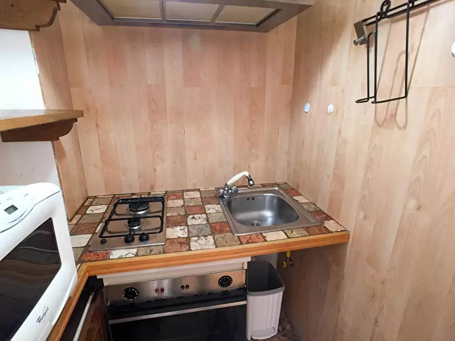 Immagine 10 di Appartamento in affitto  in Via delle Rose a Pino Torinese