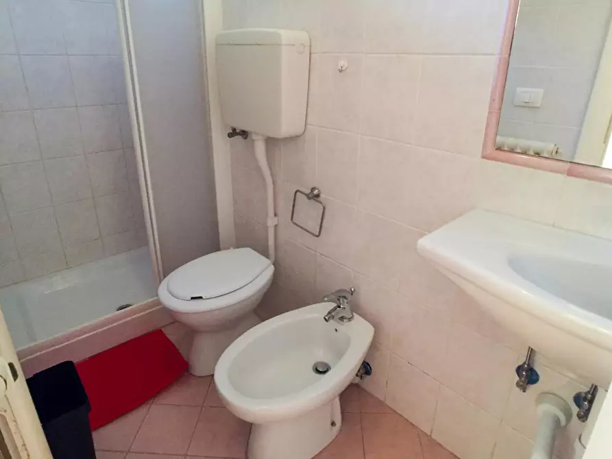 Immagine 9 di Appartamento in affitto  in Via delle Rose a Pino Torinese