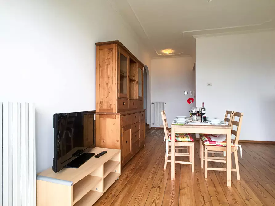 Immagine 1 di Appartamento in affitto  in Via delle Rose a Pino Torinese