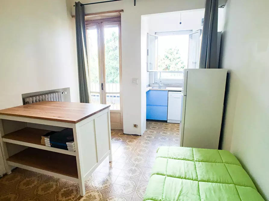 Immagine 6 di Camera in affitto  in Via Monfalcone a Torino
