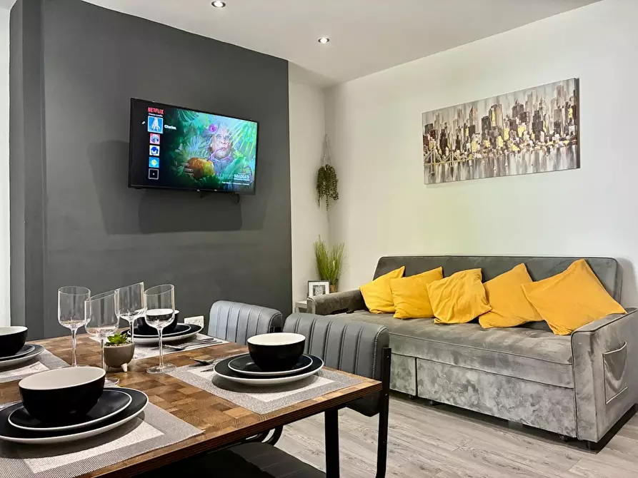 Immagine 1 di Casa indipendente in affitto  in Waun-Wen Road a Landore