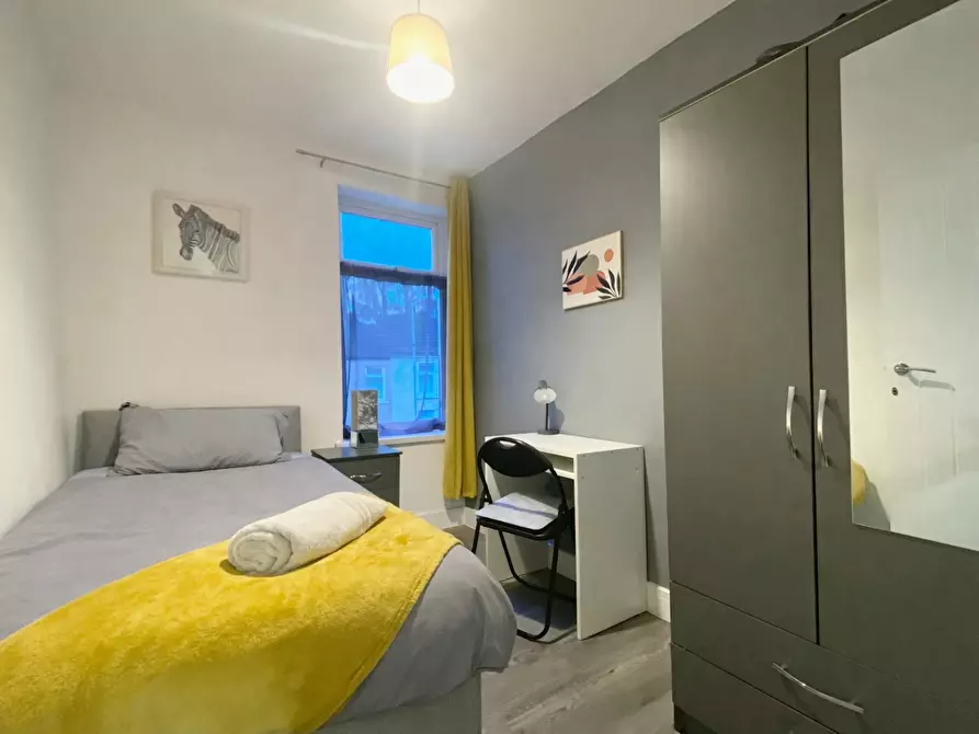 Immagine 9 di Casa indipendente in affitto  in Waun-Wen Road a Landore