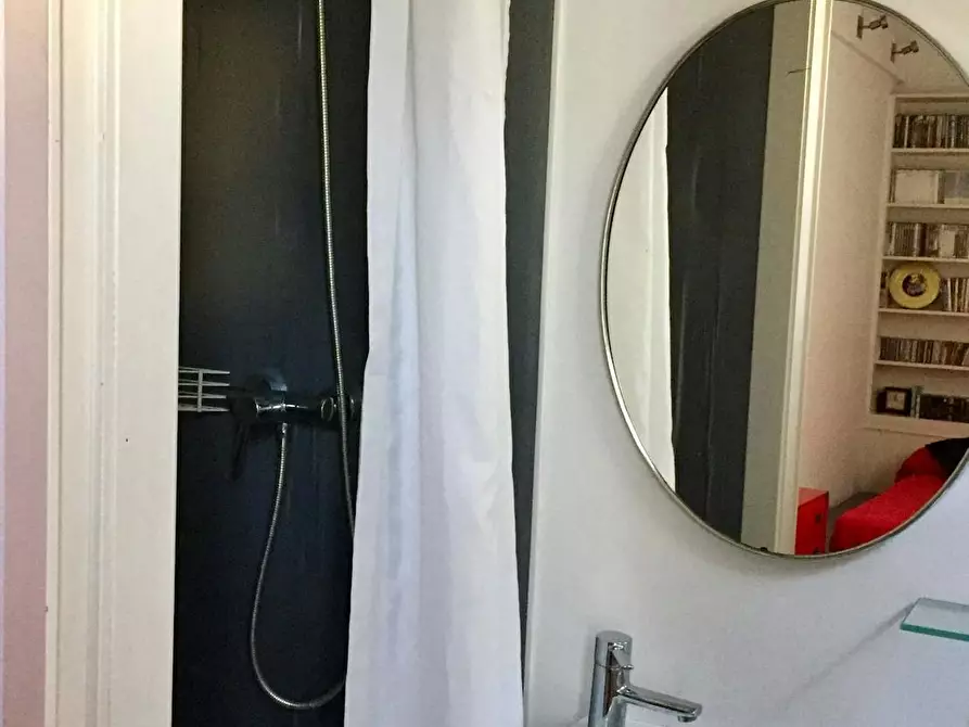 Immagine 4 di Camera in affitto  in Via Augusta a Barcelona