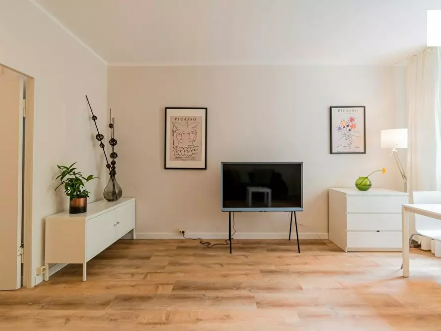 Immagine 5 di Appartamento in affitto  in Holsteiner Ufer a Berlin