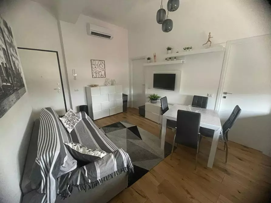 Immagine 5 di Camera in affitto  in Via Giuseppe Ripamonti a Milano