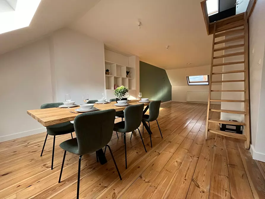 Immagine 1 di Appartamento in affitto  in Rue Marie-Thérèse a Bruxelles