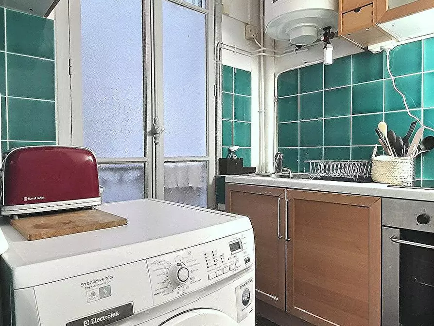 Immagine 5 di Appartamento in affitto  in Rue du Mont Cenis a Paris 18