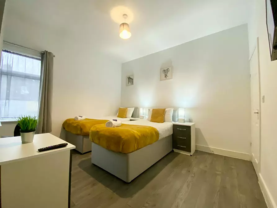 Immagine 8 di Casa indipendente in affitto  in Chell Street a 