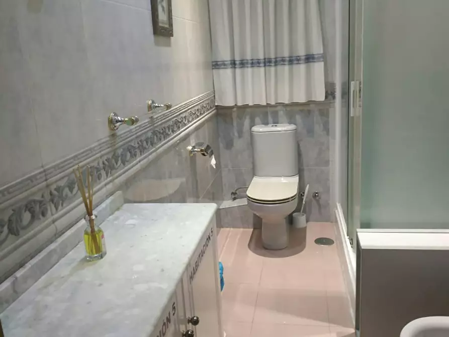 Immagine 9 di Camera in affitto  in Calle Núñez de Balboa a Getafe