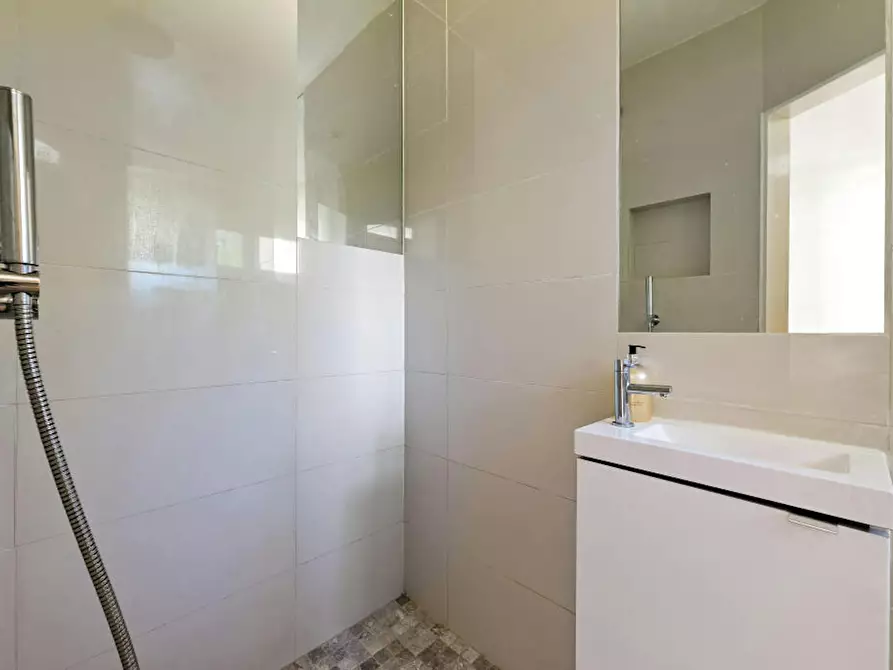 Immagine 8 di Appartamento in affitto  in Smithwood Close a Merton