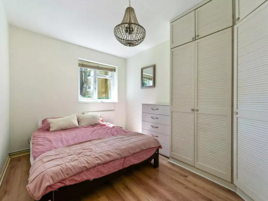 Immagine 6 di Appartamento in affitto  in Smithwood Close a Merton