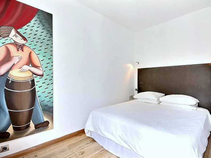 Immagine 2 di Appartamento in affitto  in Rue Sainte-Croix de la Bretonnerie a Paris