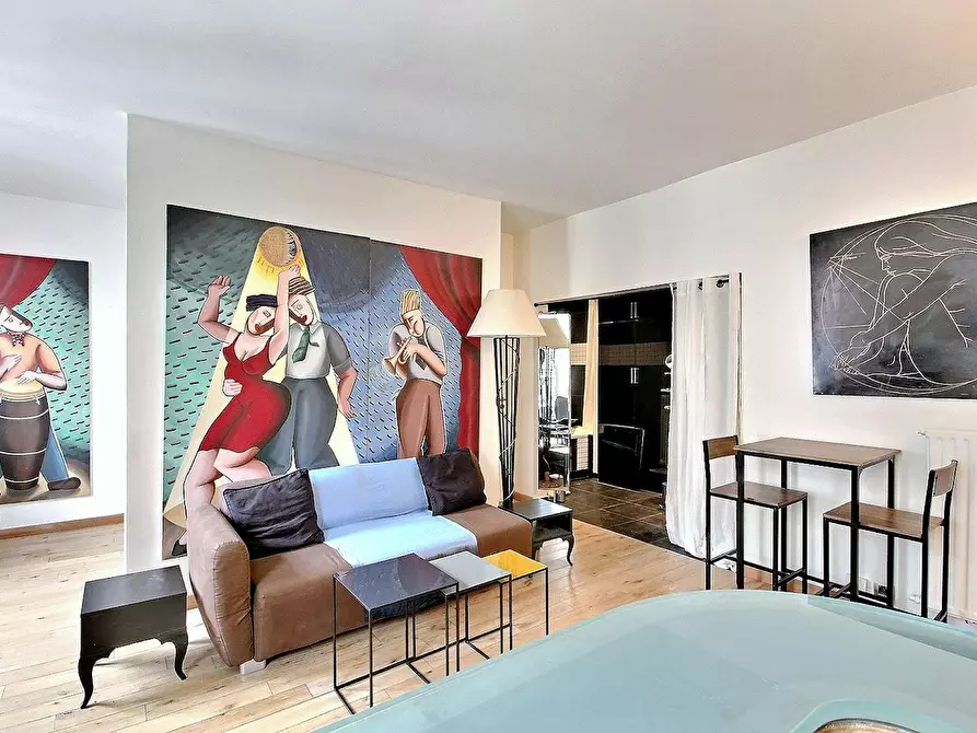 Immagine 1 di Appartamento in affitto  in Rue Sainte-Croix de la Bretonnerie a Paris