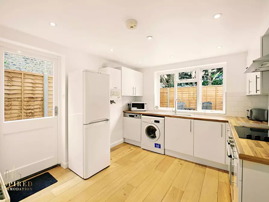 Immagine 6 di Appartamento in affitto  in Broomsleigh Street a Camden Town
