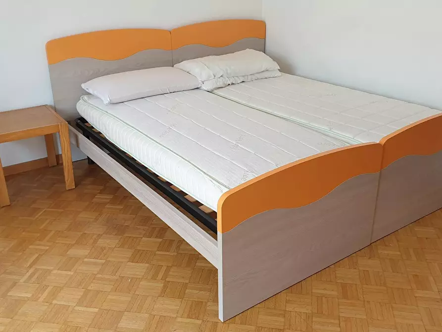 Immagine 1 di Camera in affitto  in Via Fratelli Perini a Trento