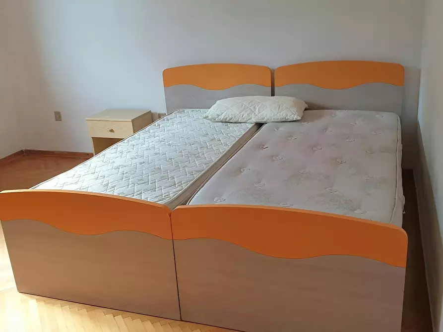 Immagine 2 di Camera in affitto  in Via Fratelli Perini a Trento