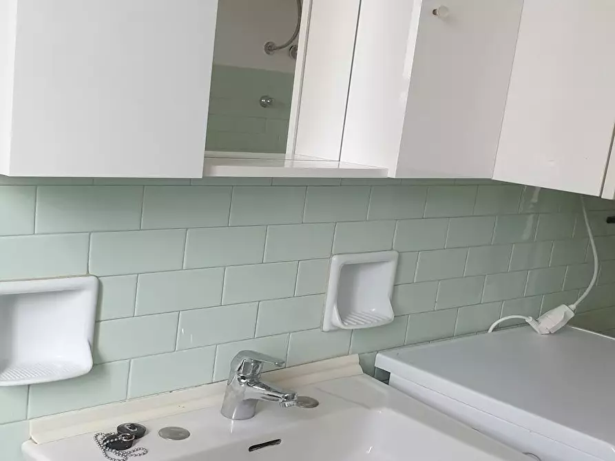 Immagine 7 di Camera in affitto  in Via Fratelli Perini a Trento