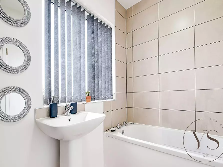 Immagine 6 di Casa indipendente in affitto  in Anson Road a West Bromwich