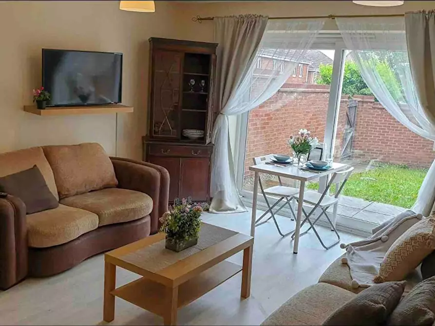 Immagine 1 di Casa indipendente in affitto  in The Furlong a West Bromwich