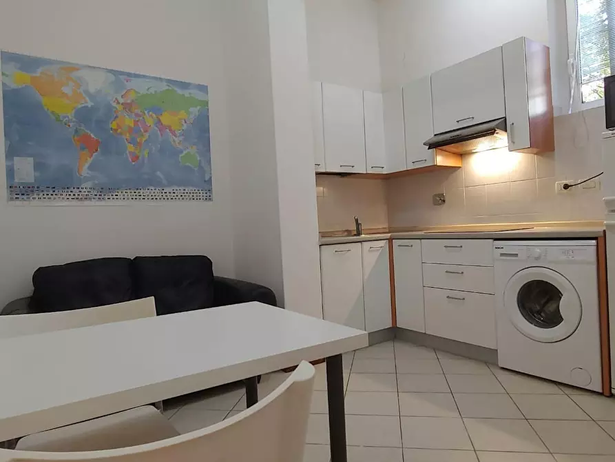 Immagine 6 di Appartamento in affitto  in Via Vittorio Bigari a Bologna