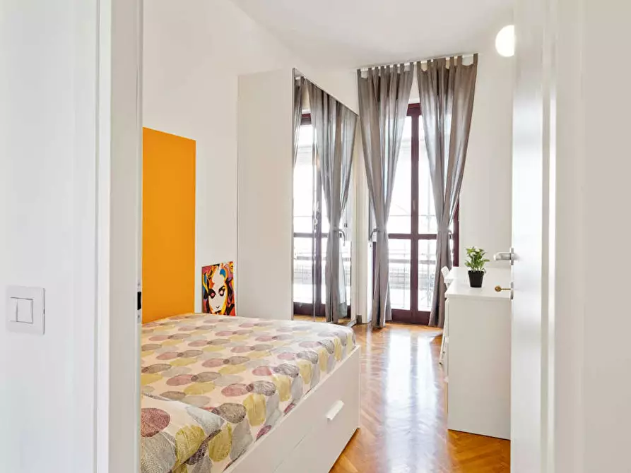 Immagine 2 di Camera in affitto  in Via Andrea Maria Ampère a Milano