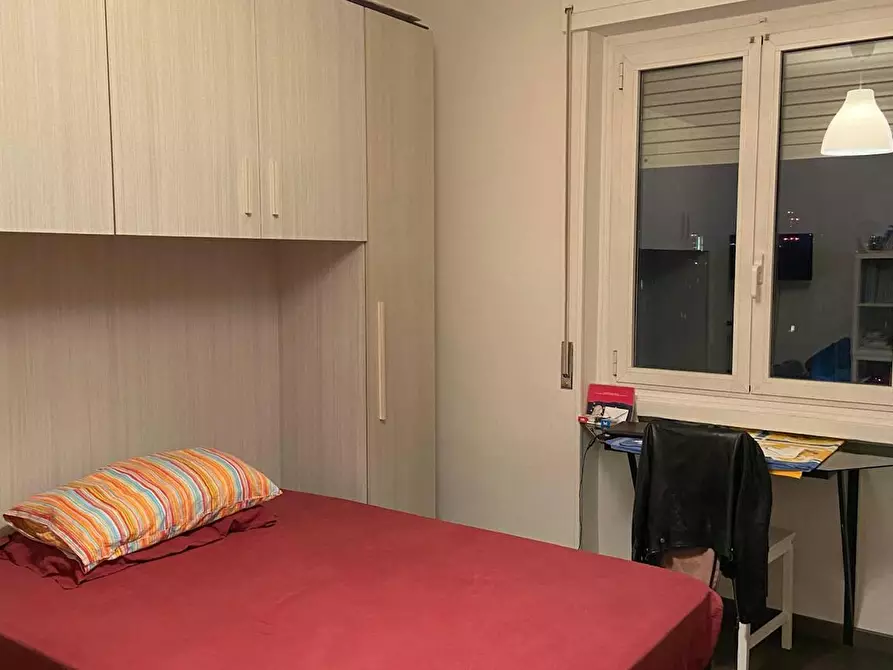 Immagine 1 di Camera in affitto  in Viale Giovanni Suzzani a Milano