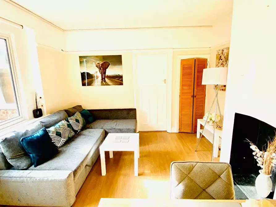 Immagine 6 di Appartamento in affitto  in Kenilworth Road a Staines