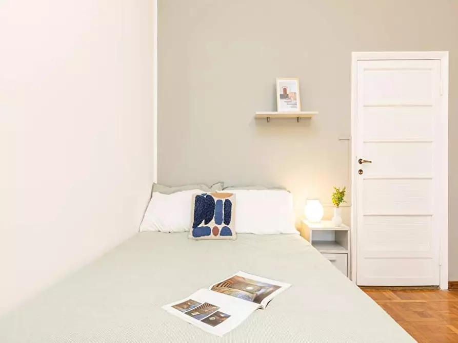 Immagine 1 di Camera in affitto  in Viale Andrea Doria a Milano