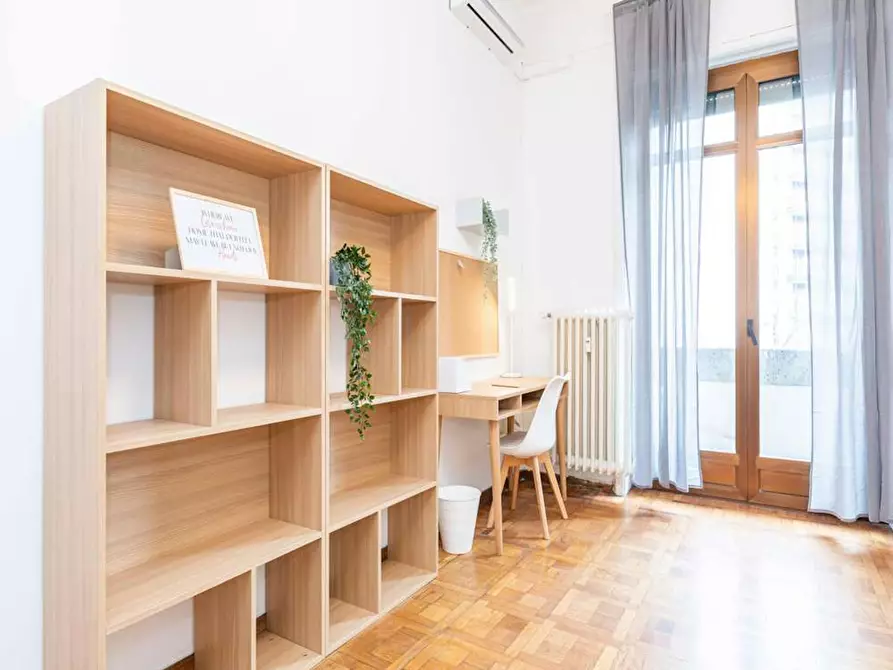 Immagine 2 di Camera in affitto  in Viale Andrea Doria a Milano