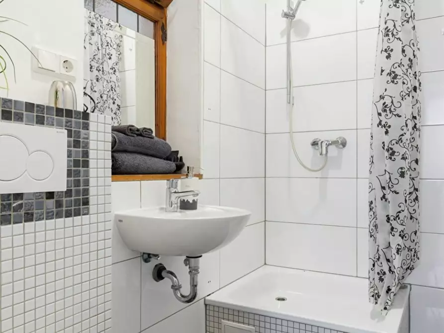Immagine 2 di Appartamento in affitto  in Rheingoldstraße a Mannheim
