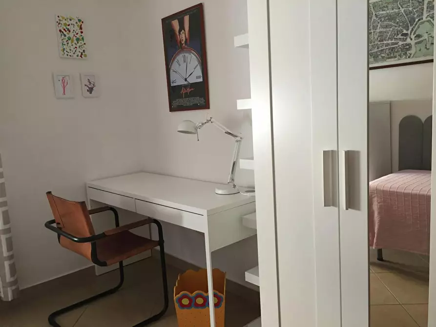 Immagine 3 di Camera in affitto  in Via Tevere a Caserta