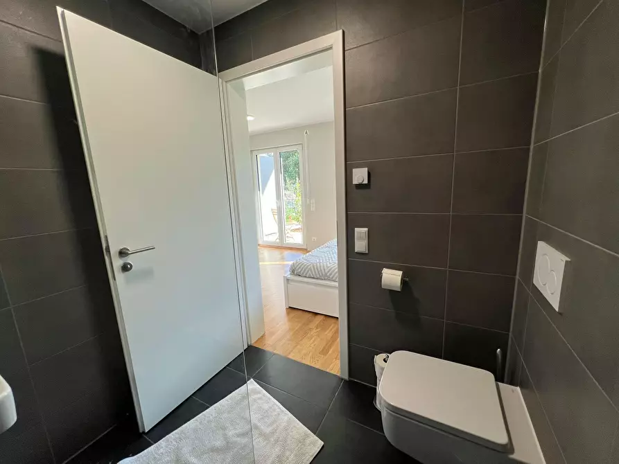 Immagine 4 di Appartamento in affitto  in Lilli-Kurowski-Straße a München