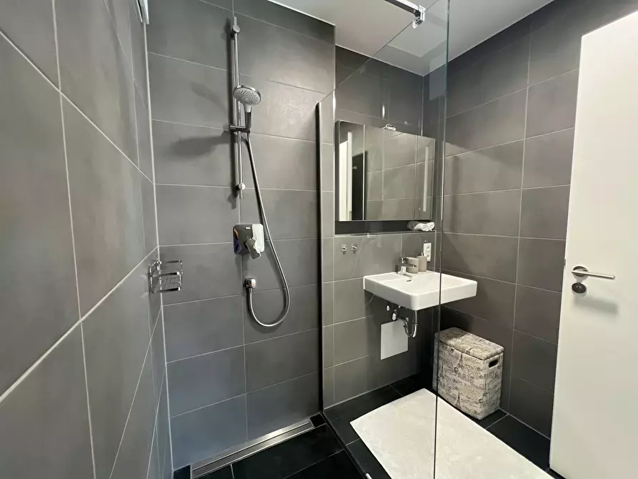 Immagine 10 di Appartamento in affitto  in Lilli-Kurowski-Straße a München