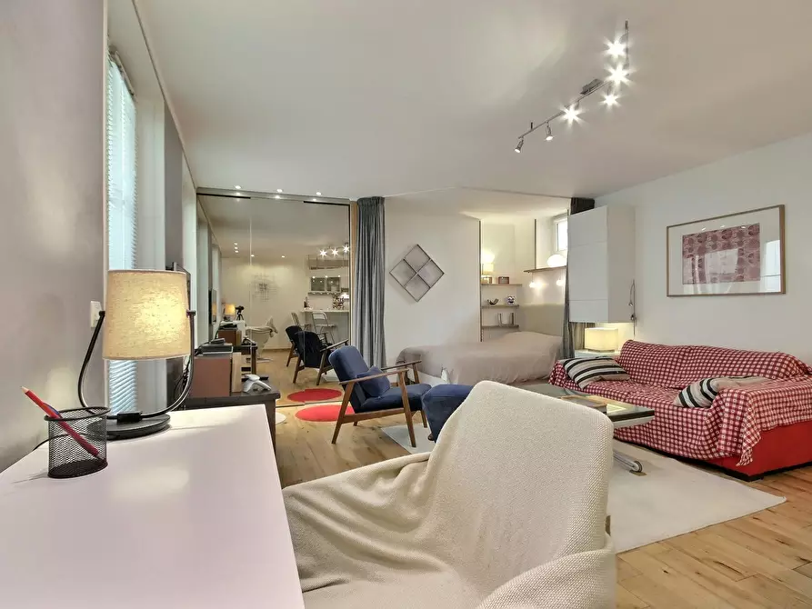 Immagine 8 di Appartamento in affitto  in Rue de Clignancourt a Paris 18