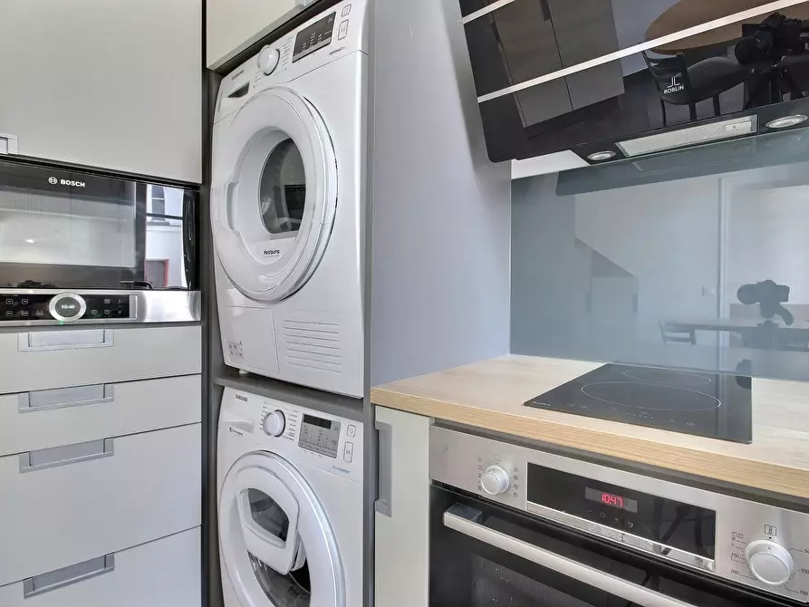 Immagine 9 di Appartamento in affitto  in Rue de la Roquette a Paris
