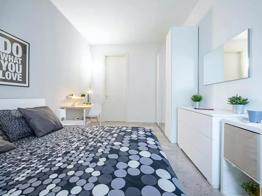 Immagine 3 di Camera in affitto  in Via Firenze a Vicenza