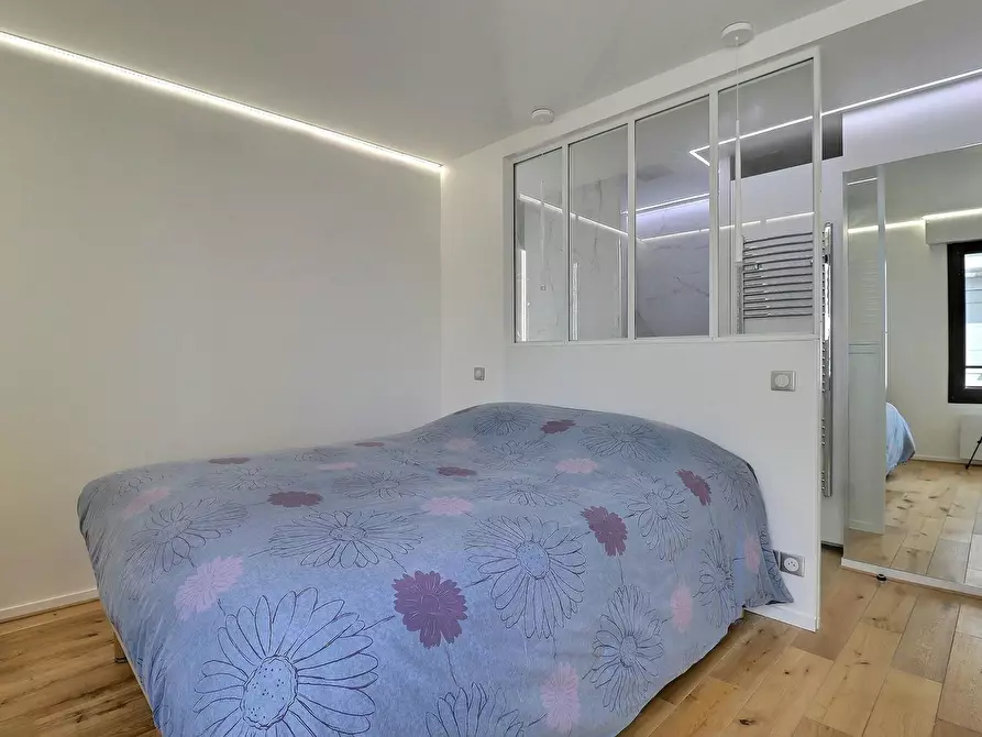 Immagine 2 di Appartamento in affitto  in Rue Jules Guesde a Levallois-Perret