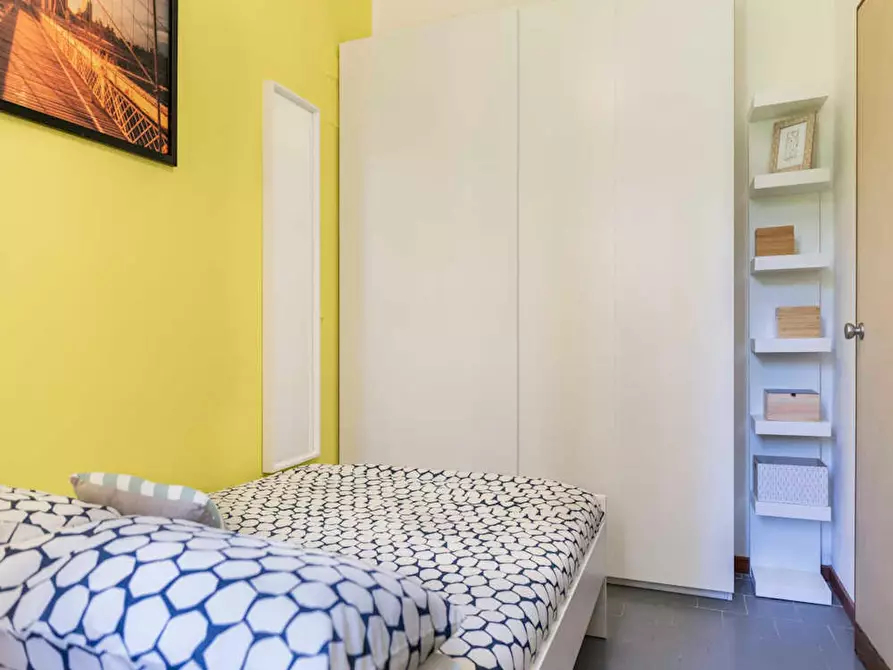 Immagine 3 di Camera in affitto  in Via Giuseppe Frua a Milano