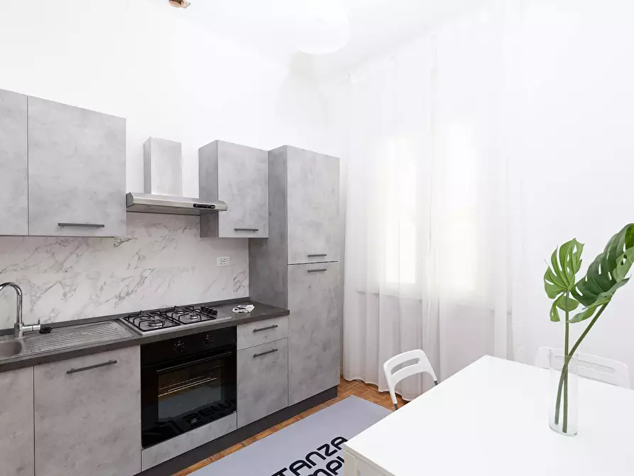 Immagine 4 di Camera in affitto  in Corso d'Augusto a Rimini