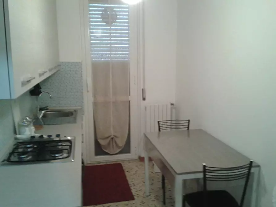 Immagine 10 di Camera in affitto  in Via Monte Popera a Milano