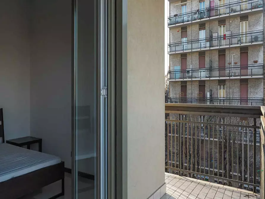 Immagine 6 di Camera in affitto  in Via Vincenzo Giordano Orsini a Milano