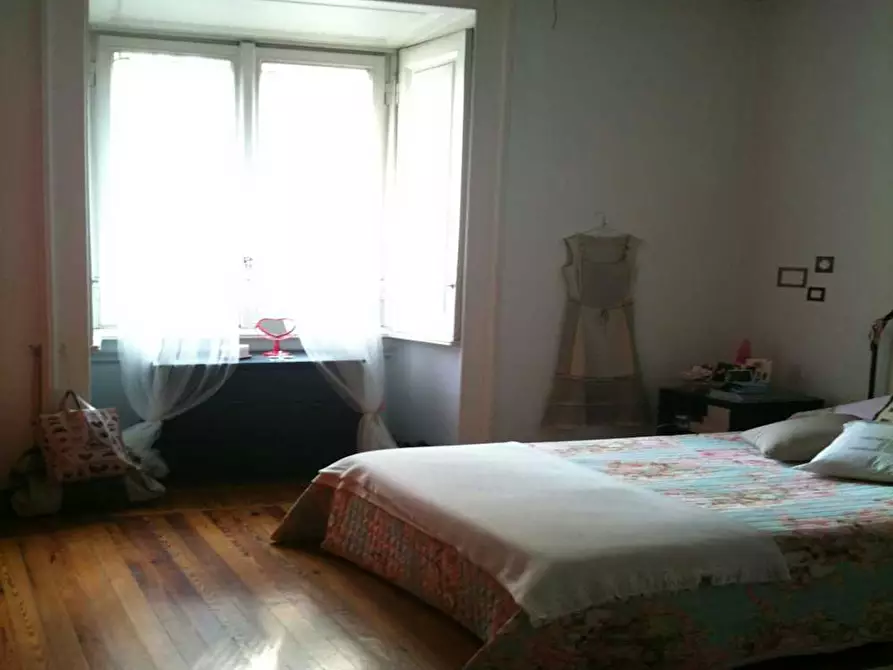 Immagine 1 di Camera in affitto  in Piazza Ventiquattro Maggio a Milano