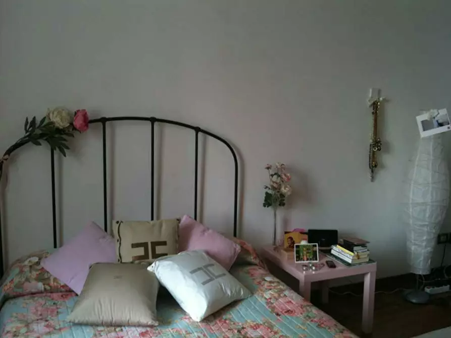 Immagine 7 di Camera in affitto  in Piazza Ventiquattro Maggio a Milano